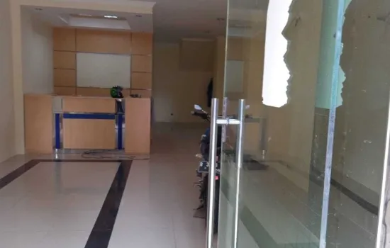 Cideng,  jakarta Pusat. Gedung  Bertingkat 4. LT 214 M2.