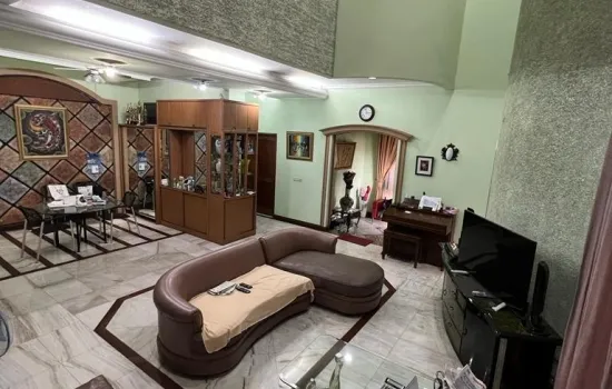 RUMAH BAGUS - HUK 2 LANTAI DI  PURI KENCANA