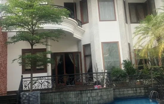 Rumah mewah, kondisi baru daerah Jakarta Selatan