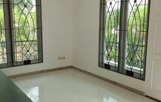 Dijual Rumah Hoek Full Renovasi Sunter Bisma