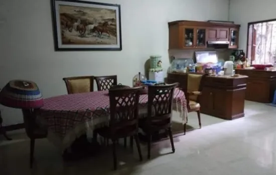 Dijual Rumah Tua Brawijaya Jakarta Selatan