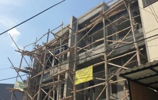 Dijual Rumah Baru Minimalis 3 Lantai Mewah Taman Ratu