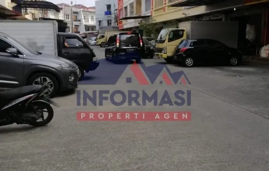 Ruko 4 Lt Gandeng Rapih Siap Usaha Hanya 7M an daerah Angke