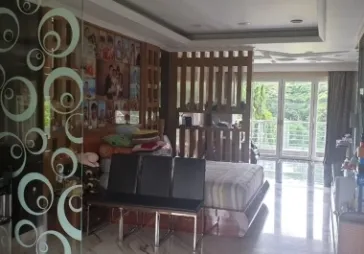 Luxury House At Kemayoran Spring Hill Golf View