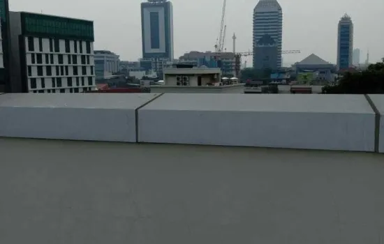 Gedung kantor Baru bangun siap pakai Jakarta Pusat Disewakan