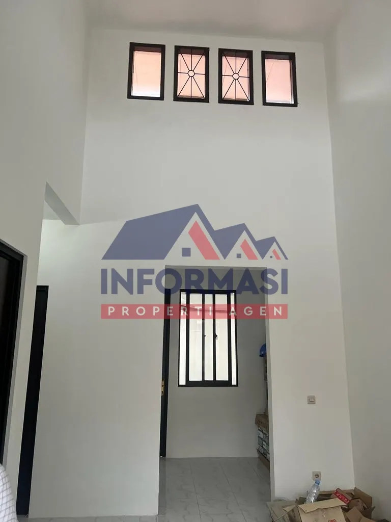 Rumah di Taman Pahrayangan, Lippo Karawaci. Lokasi bagus