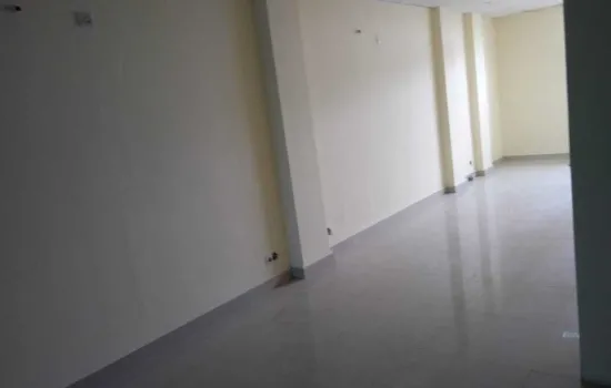 Cideng,  jakarta Pusat. Gedung  Bertingkat 4. LT 214 M2.