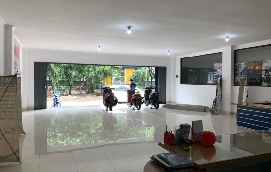 Ruko palem taman royal 3lt uk 4,5x18m siap pakai