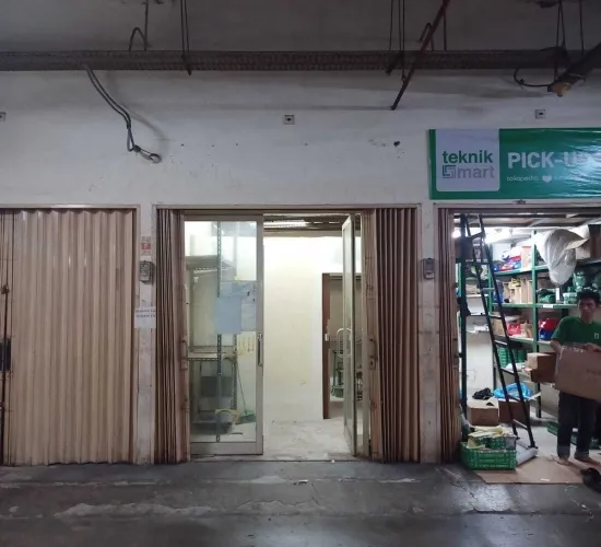 kios / gudang di lindeteves luas 13.5m2