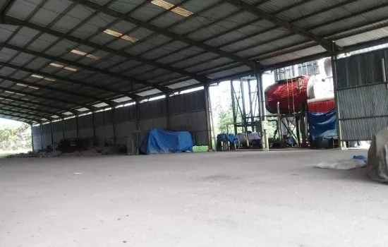 Tanah + bangunan siap buka buat Industri