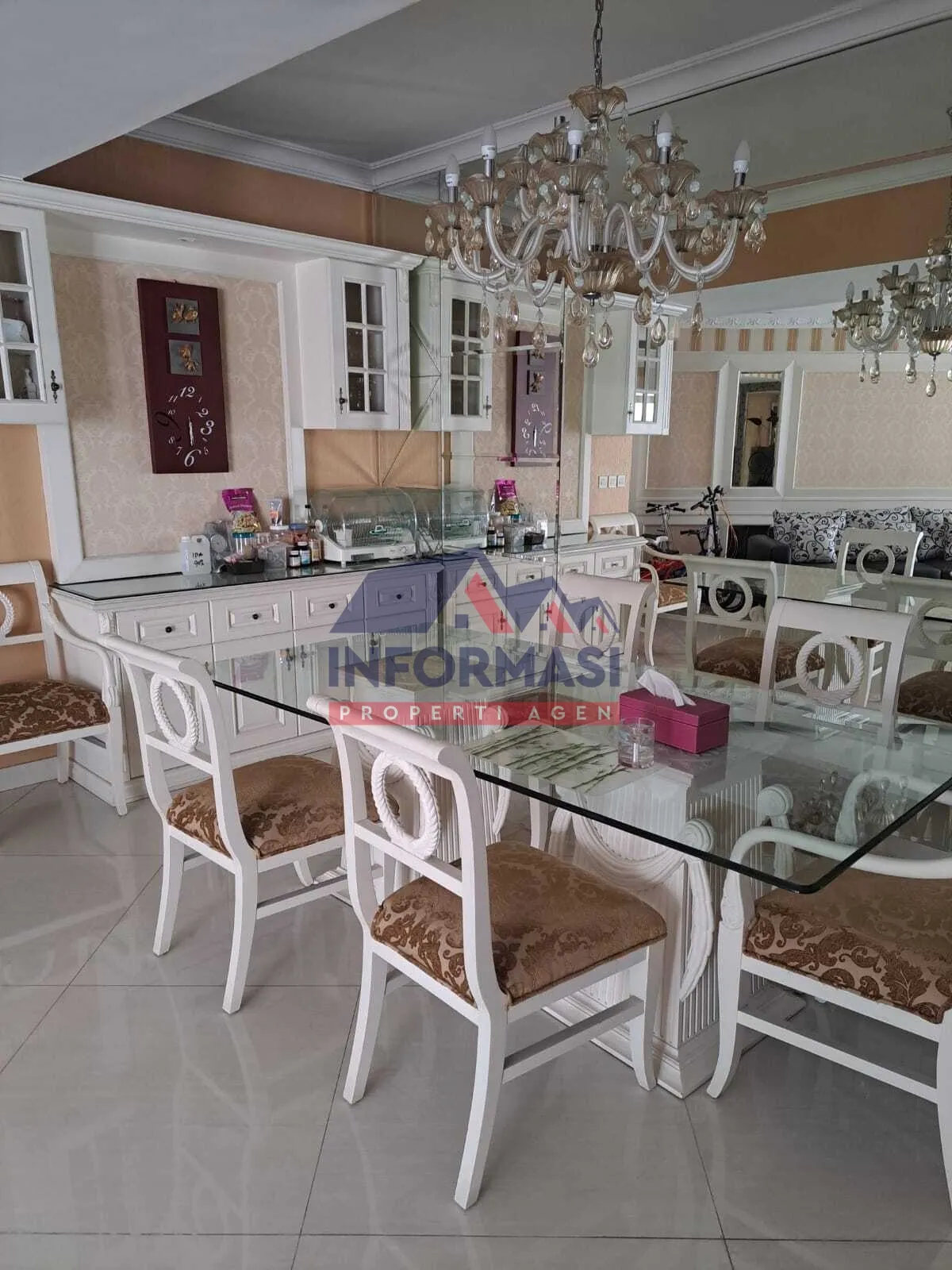 Apartemen full furnish, taman anggrek, jakarta barat