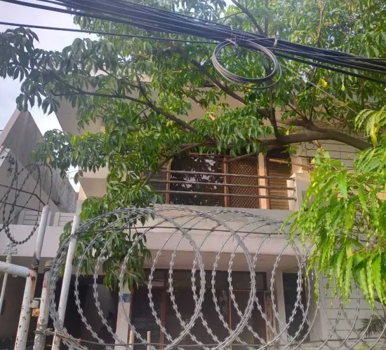 Disewakan Rumah Strategis Siap Huni Green Garden JakBar