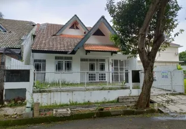 Rumah 1 Lantai, 300 m2  Giri Loka BSD