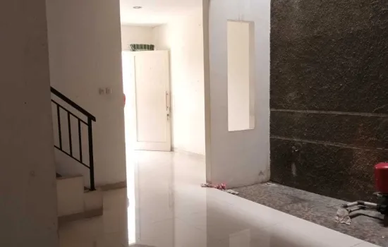 Rumah baru minimalis disewakan t.126m lb.200m kt.5 km.4