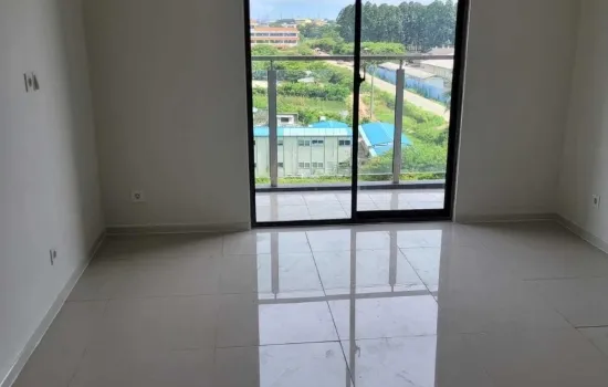 apt damoci dijual semi furnished