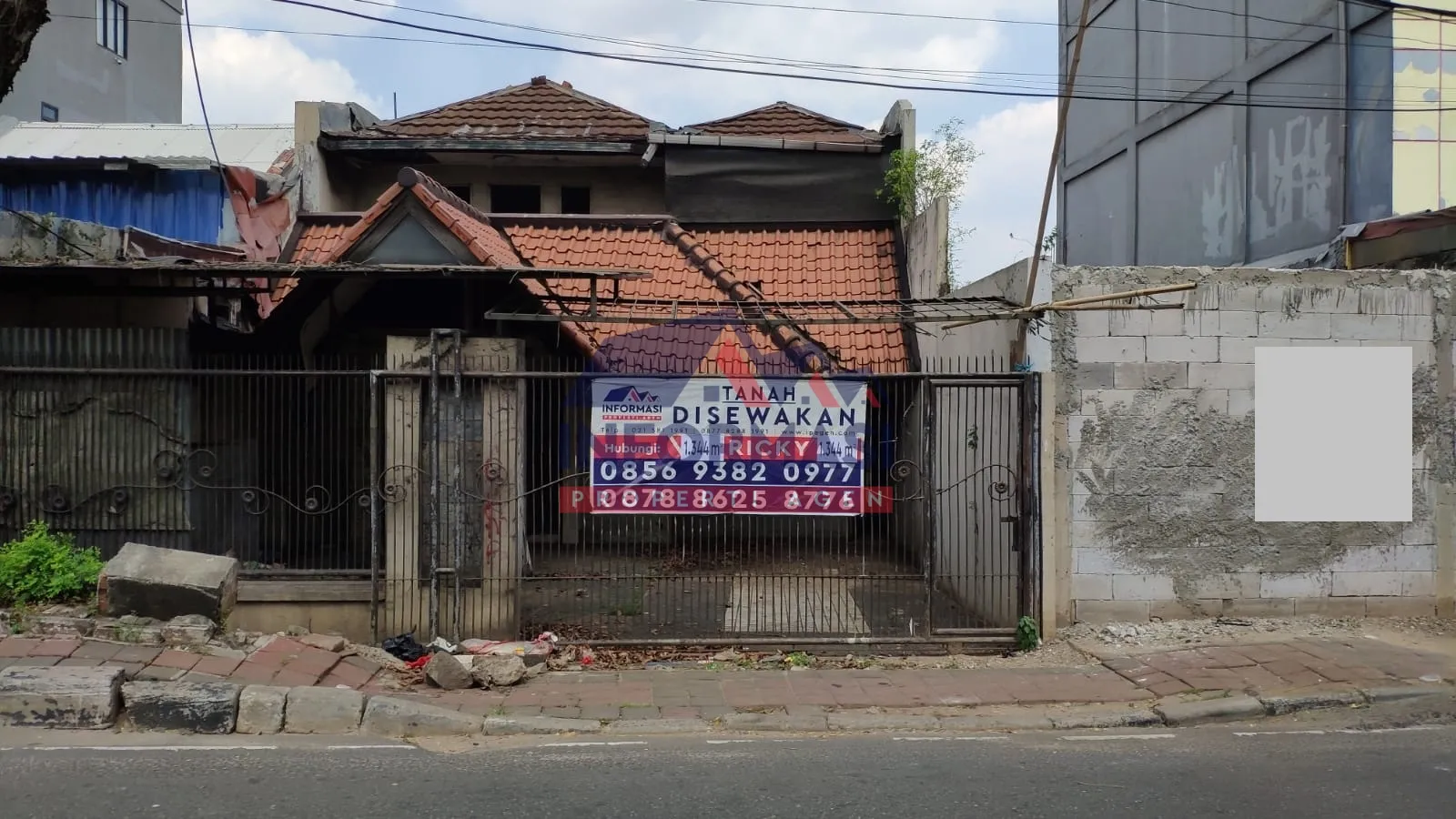 Tanah letak strategis buat usaha