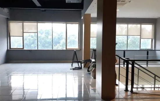 Apartemen st.morits new royal.2 km tidur.bagus