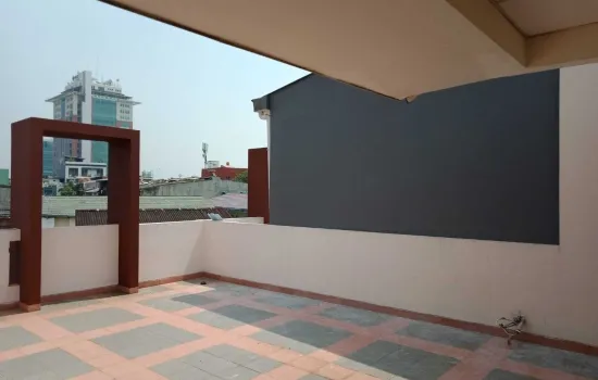 taman cosmos jakbar , lt 87m2 , 3 lantai