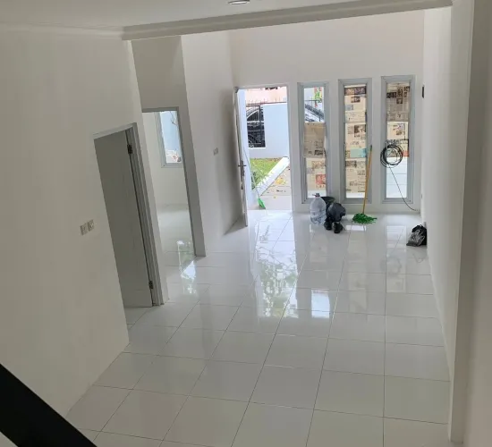 Rumah cantik mungil 1.5 lantai 3KT siap huni