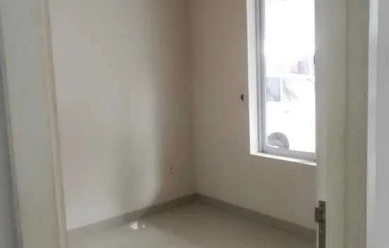Rumah apik lokasi strategis