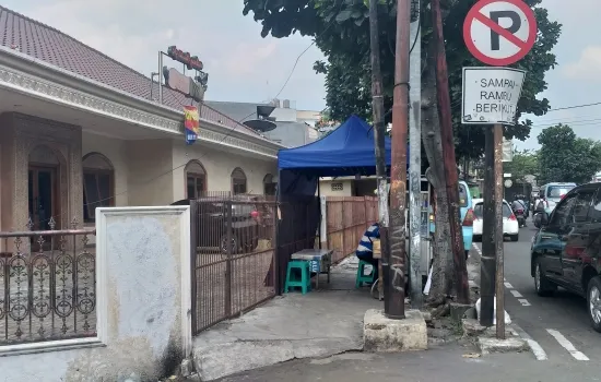 Dijual Resto Strategis Petamburan Jakarta Barat