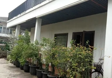 Rumah 2 lantai , lokasi bagus  ,3KT, 2KM