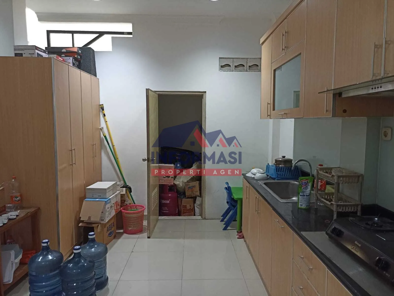 Rumah di daerah Jelambar, Jakbar. Lokasi bagus