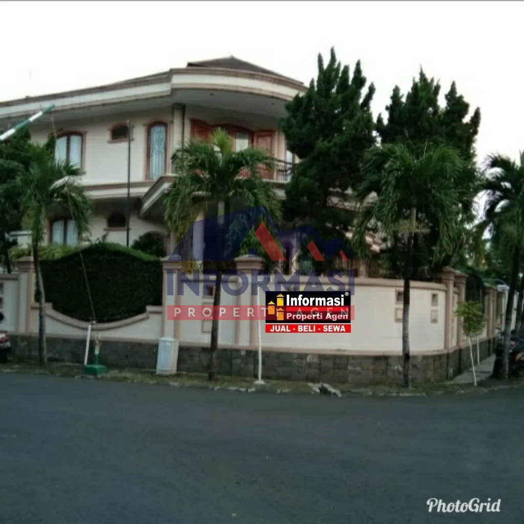 Disewakan Rumah huk 2 lantai di Puri Indah