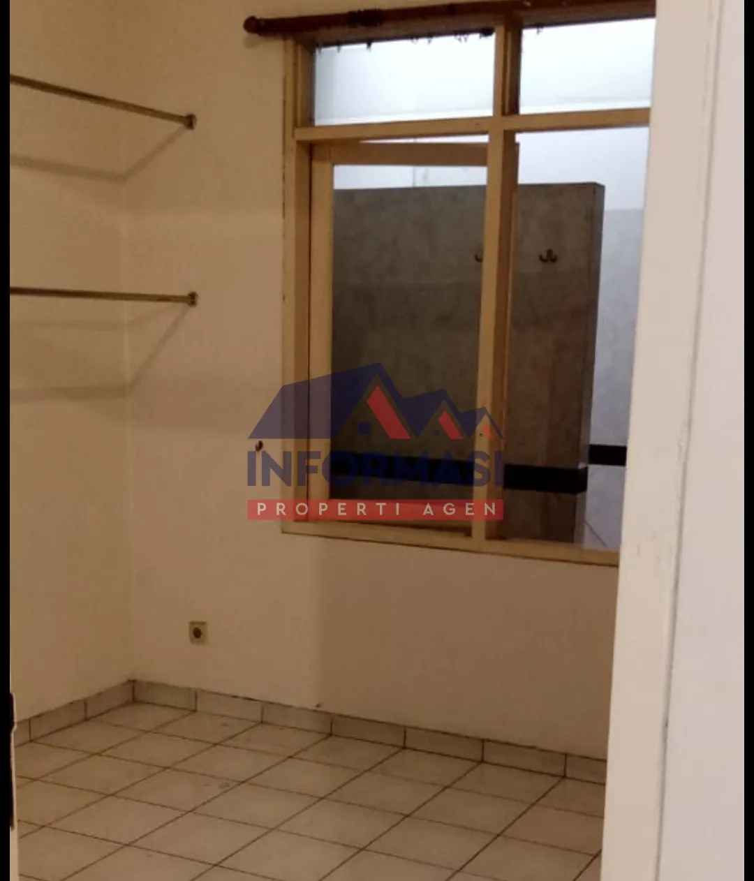 Rumah di Pluit, Jakut. Lokasi bagus