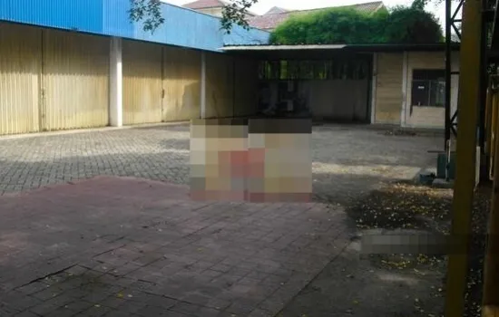 Dijual atau Sewa 5 unit Ruko Gandeng di Arteri  Kedoya.