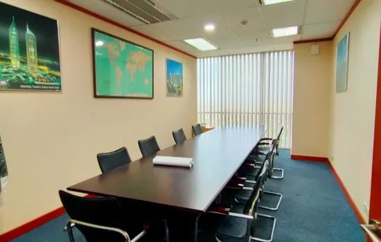 Ruang Kantor di Menara Batavia