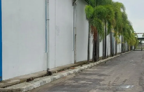 Disewakan Gudang siap pakai lokasi bagus sekali