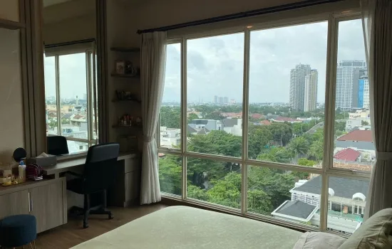 Senayan residence  luas 178 m2  3 BR +1  full furnish