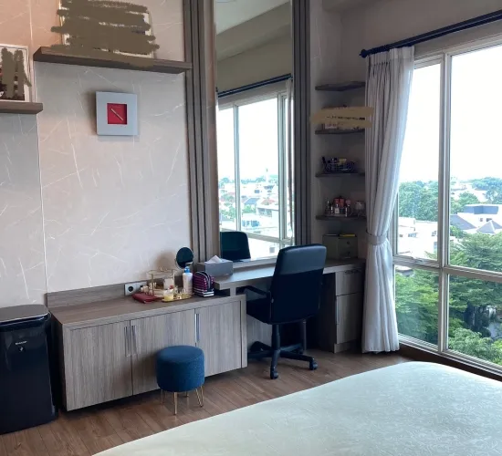 Senayan residence luas 178 m2 3 BR +1 full furnish