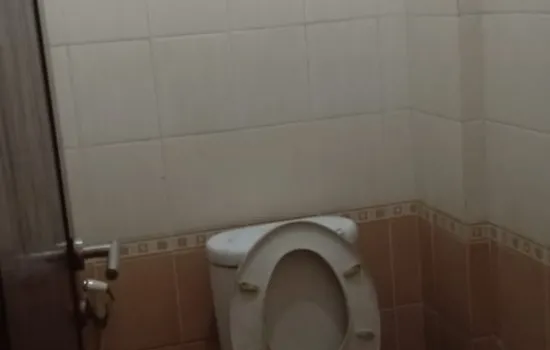 Disewakan ruko Tubagus Angke eks Bank di area komp. Dutamas