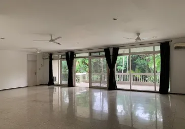 kemang jaksel , luas tanah 1052m2 ( jalan buntu )