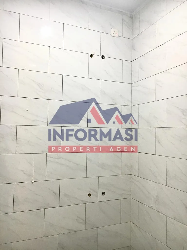 Rumah puri kencana luas 320 m2 lokasi bagus