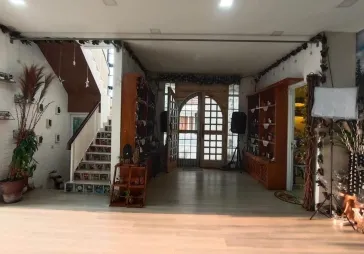 Cluster Amerika Latin..ada pintu khusus penghuni