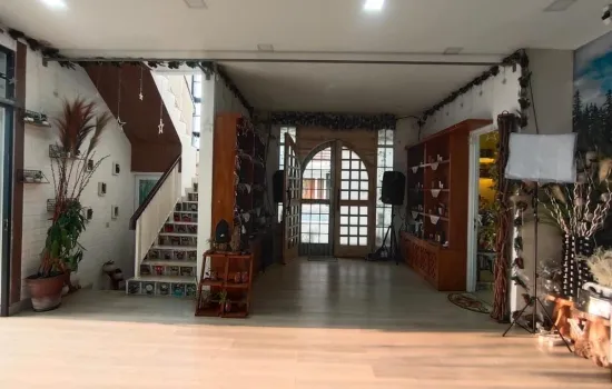 Cluster Amerika Latin..ada pintu khusus penghuni
