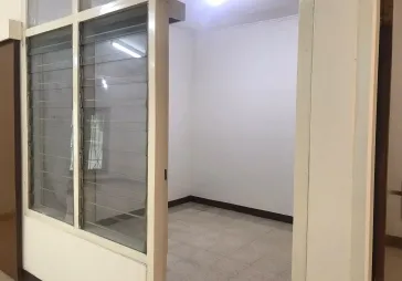 Rumah bagus siap huni 3 Kt ,2KM  lokasi strategis