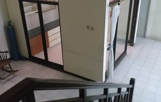 Disewakan Rumah Siap Huni Palem Semi Tangerang