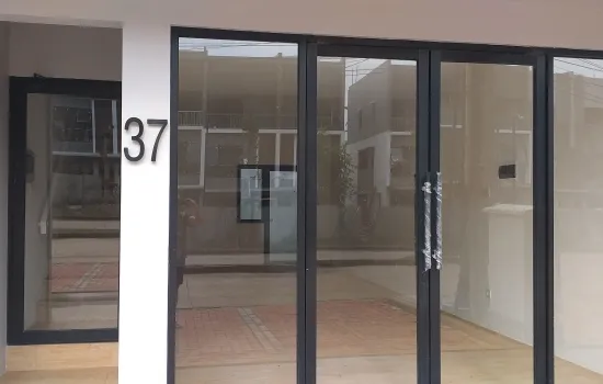 Dijual Ruko Baru Siap Usaha Strategis Karawaci , Tangerang