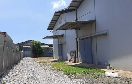 Disewakan 2 unit Gudang Gandeng di daerah Kamal Muara, Jakar