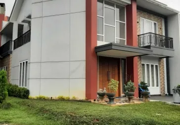 Rumah huk 2lt alam sutera lt 185/270m semi furnished