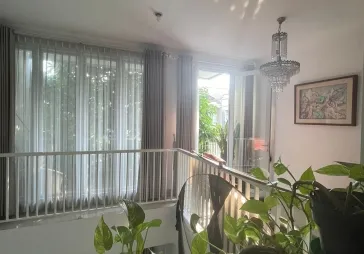 Rumah 2 lantai , bagus , siap huni , 3KT, 3KM , furnish