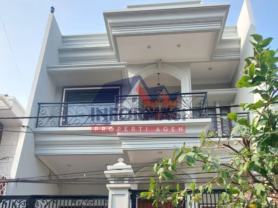 Rumah Lokasi bagus di Jakarta Barat