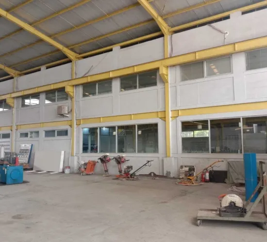 Gudang siap pakai LT 2200m2 LB 1668 masuk teronton