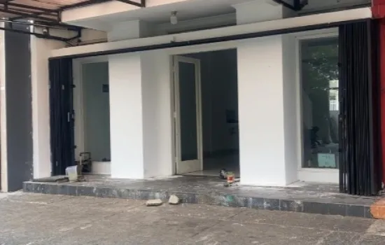 Dijual Cepat ruko di taman Semanan