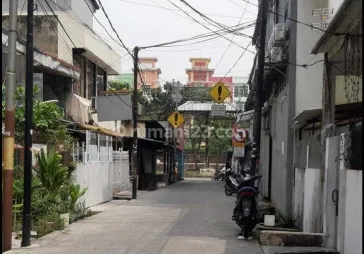 Rumah  2 lantai , 3KT , 2KM , lokasi strategis