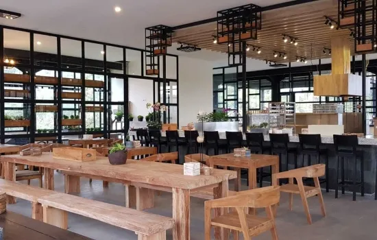 DIJUAL GEDUNG RESTO GAJAH MUNGKUR